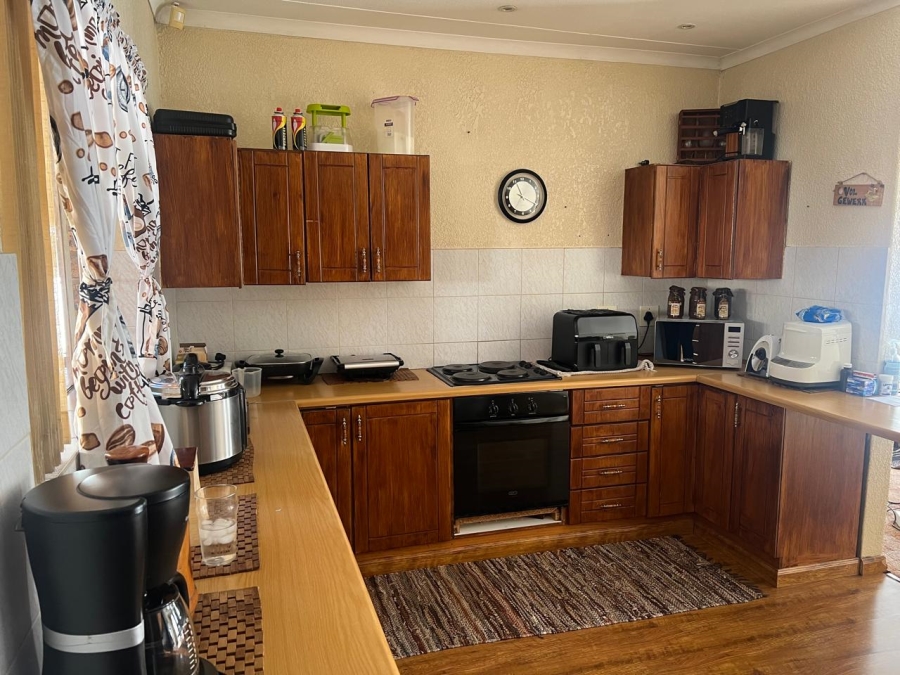 3 Bedroom Property for Sale in Geelhoutpark North West